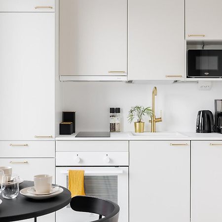 Great Location, Quiet And New With Balcony&Cafe Apartment Tampere Ngoại thất bức ảnh